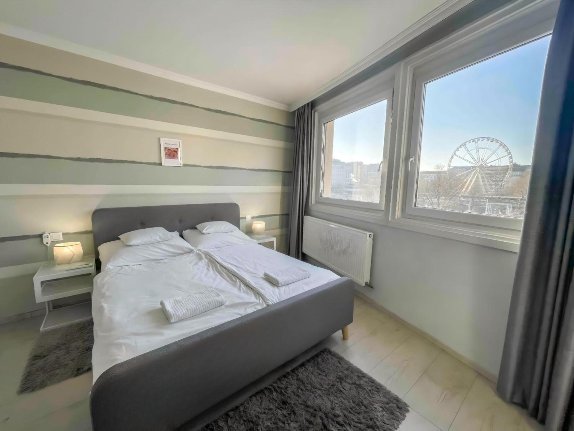 Big Wheel Panoramica Apartment Budapest Exteriör bild